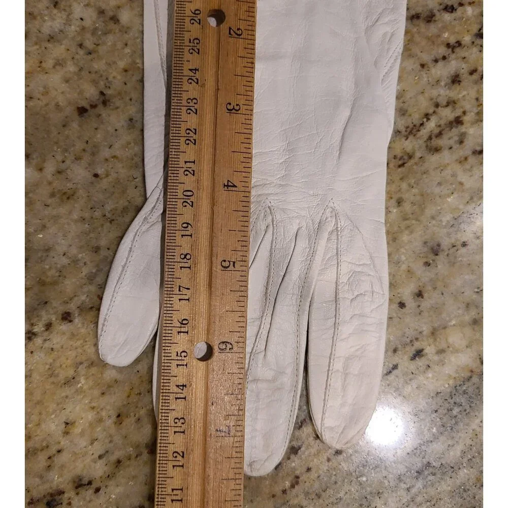 Vintage Women's Size S 6.5 Off-White Leather Formal 7.5